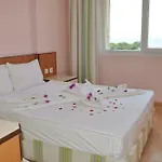 Hotell Royal Nas Ürkmez