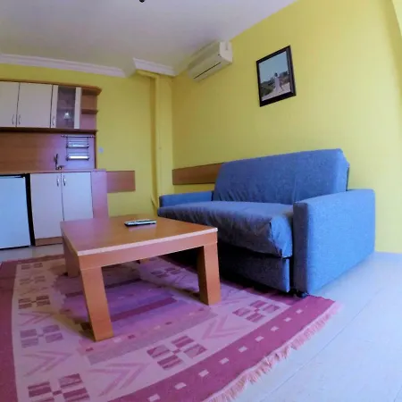 Royal Nas Hotell 3*